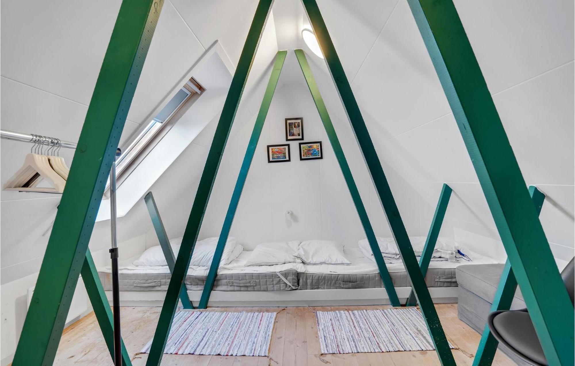 Amazing Home In Hvide Sande With Wifi Bjerregård Esterno foto