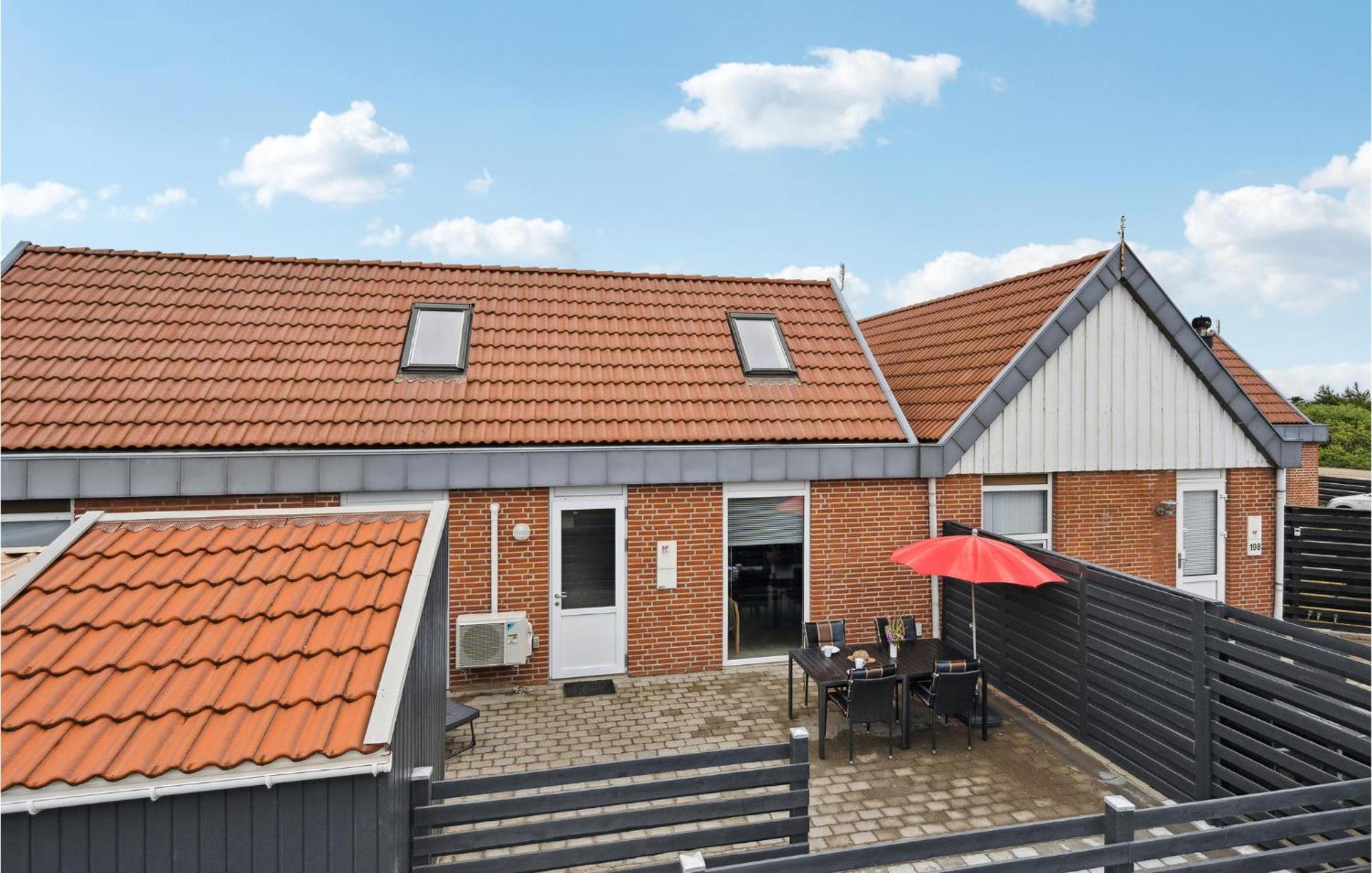 Amazing Home In Hvide Sande With Wifi Bjerregård Esterno foto