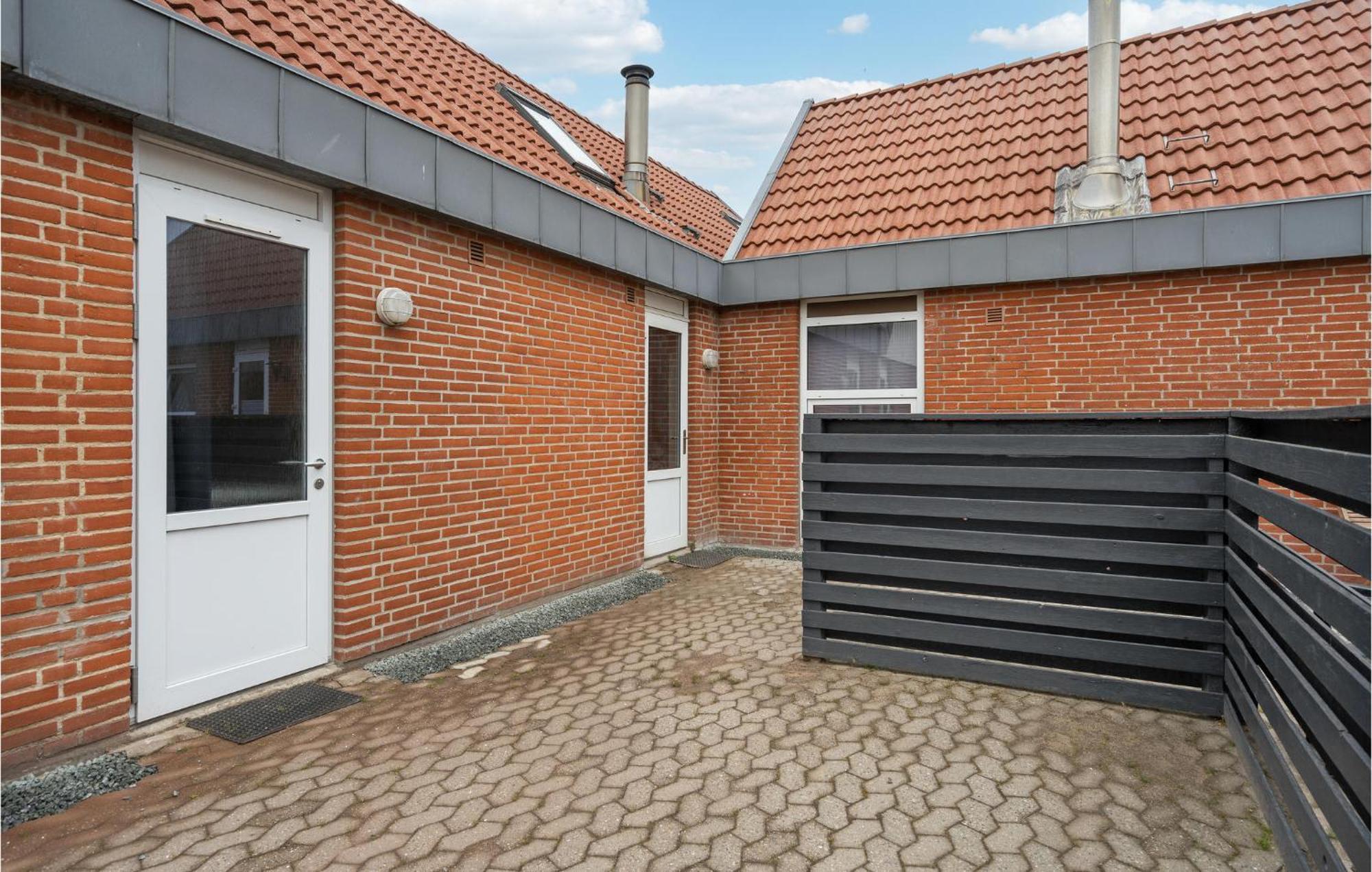 Amazing Home In Hvide Sande With Wifi Bjerregård Esterno foto